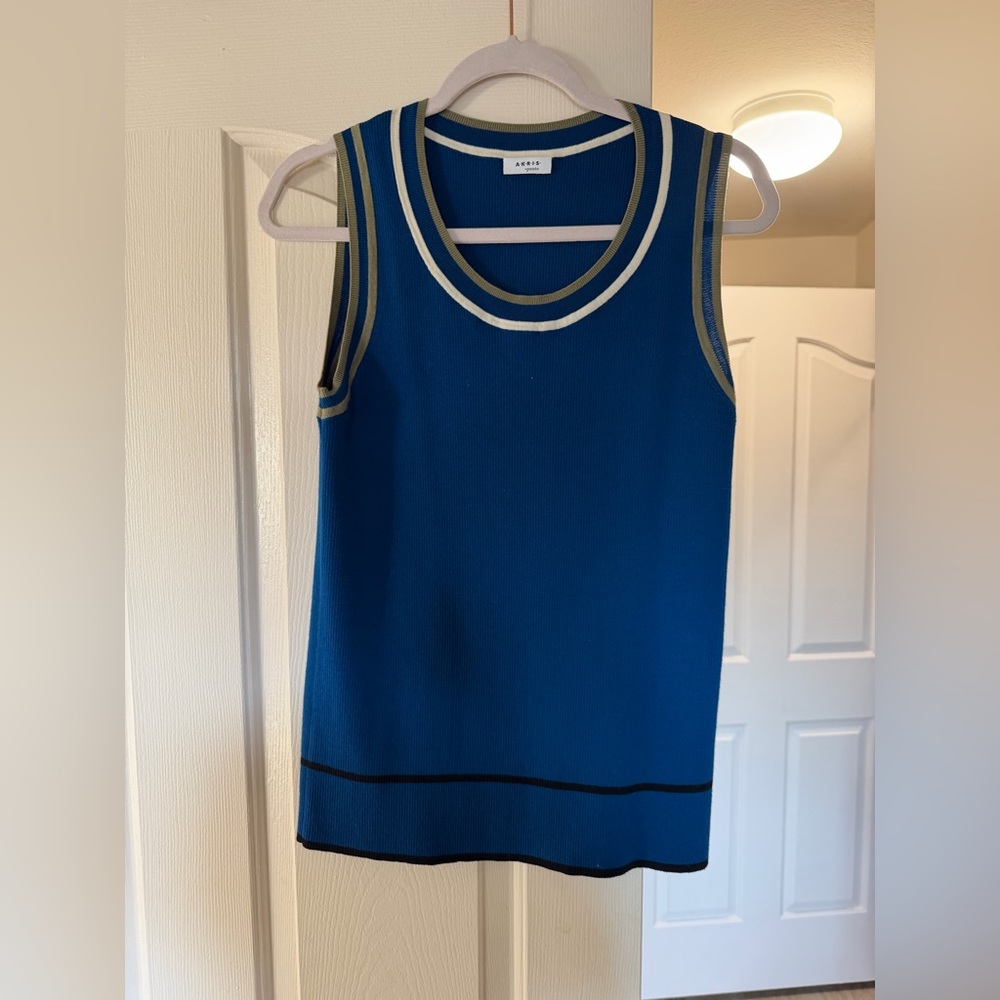 Akris Punto Wool Knit Sleeveless Top – Size L – Like New